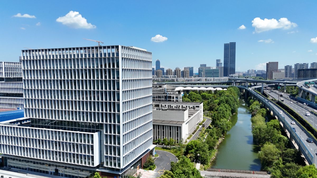 DJI_20240803103500_0046_D.JPG